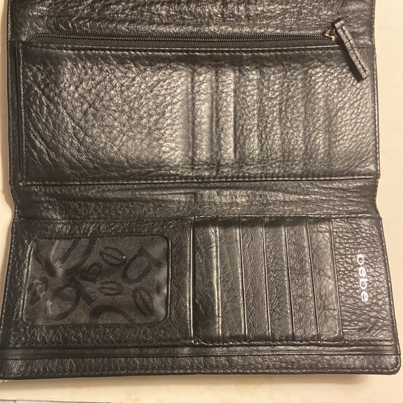 BEBE Black Genuine Leather Large Bifold Wallet - Picture 5 of 7